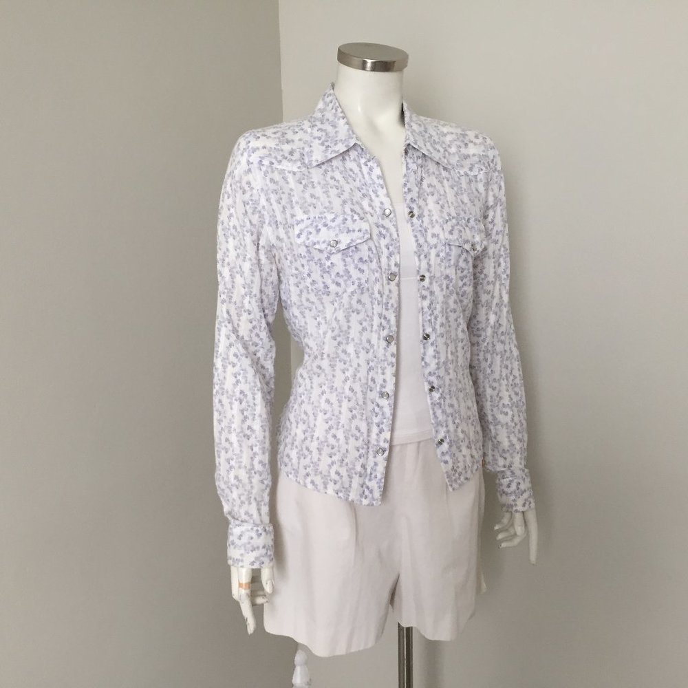 Sheer Lavender and white floral print cowgirl shirt by Mossimo  M